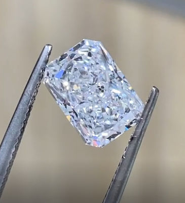 1ct Radiant Shape Lab gemaakt wit kleurloos als gegroeid CVD Diamanten Alle vormen beschikbaar IGI gecertificeerd