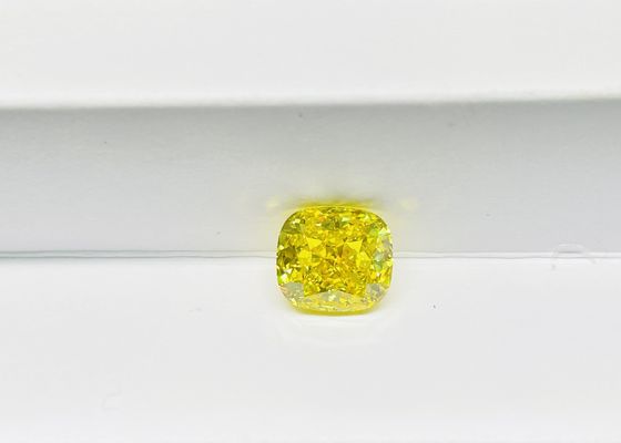 De losse Synthetische Gele Diamant 2.88ct Kussen Gewijzigde IGI Verklaarde VS1 van HPHT