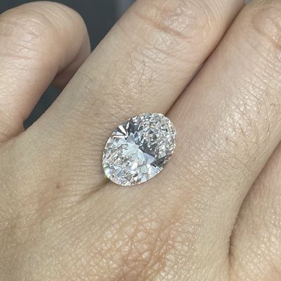 Kleurloze 10 Mohs Lab Ovale CVD Groeide Diamanten 2.0ct-2.5ct IGI gecertificeerd