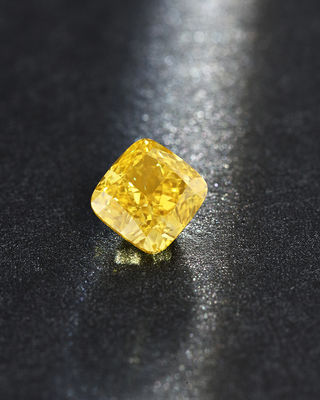 HPHT-Laboratorium leidde tot Geel Diamond Loose Cushion Cut 10 Mohs