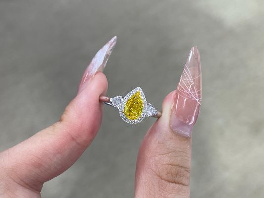 1.03ct het buitensporige Levendige Gele Laboratorium Gecreeerde Witgoud van Diamond Ring 18k