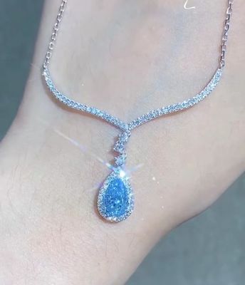 Blue Pear Lab creëerde een diamanten halsketting van 1,5 karaat.