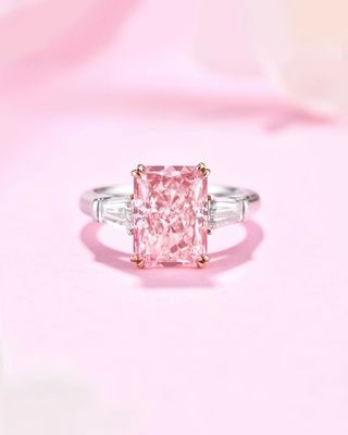 18k witgoud synthetische diamanten ring grote grootte 4,31ct fancy roze stralend gesneden diamant
