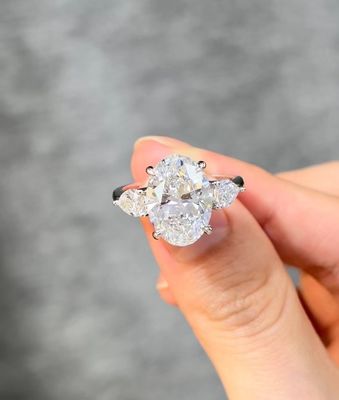 Laboratorium Diamanten Juwelen Drie stenen Verlovingsringen Bruiloftsringen gekweekte diamanten