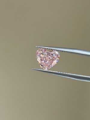 Fancy Intense Roze Hartvorm Lab Groeide Diamanten IGI Gecertificeerde Diamanten Roze Diamanten